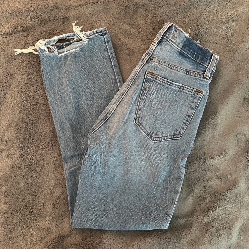 Abercrombie and Fitch The Ankle Straight Ultra High Rise